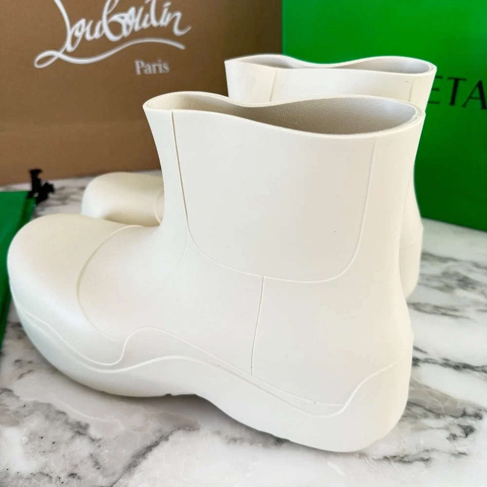 Bottega Veneta 640043 Men's‎ White Puddle Ankle Boots, sz 46